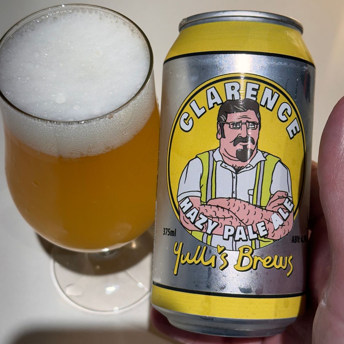 Yulli's Brews Clarence Hazy Pale Ale